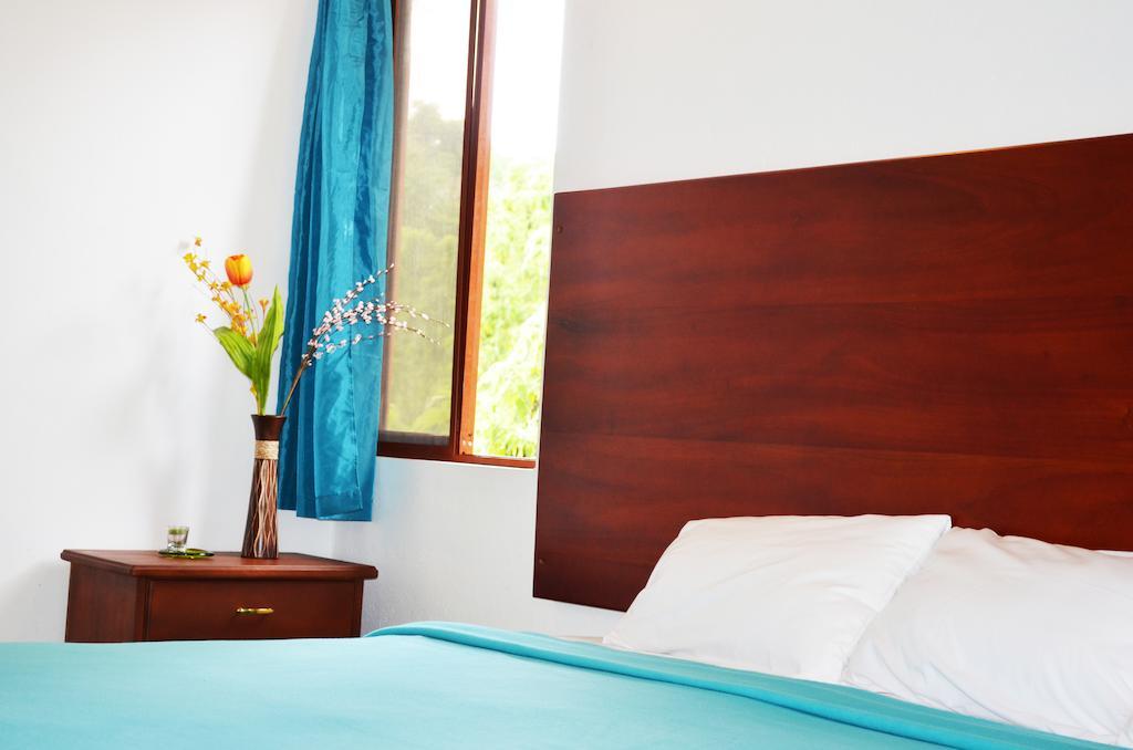 Piedras Blancas Lodge Puerto Ayora  Ngoại thất bức ảnh