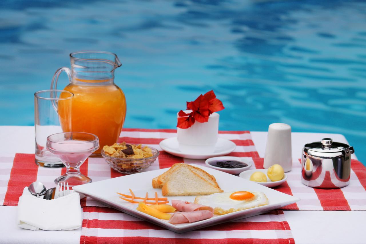 Piedras Blancas Lodge Puerto Ayora  Ngoại thất bức ảnh